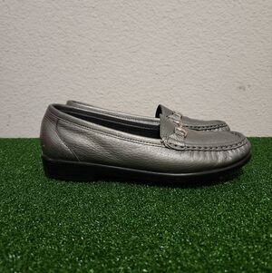 SAS Women’s Tripad Metro Slip on Loafer Pewter size 6.5M